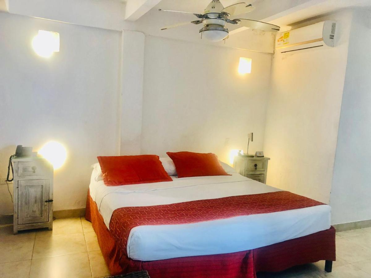 Antigua Calle Almudena Hotel Картахена Экстерьер фото