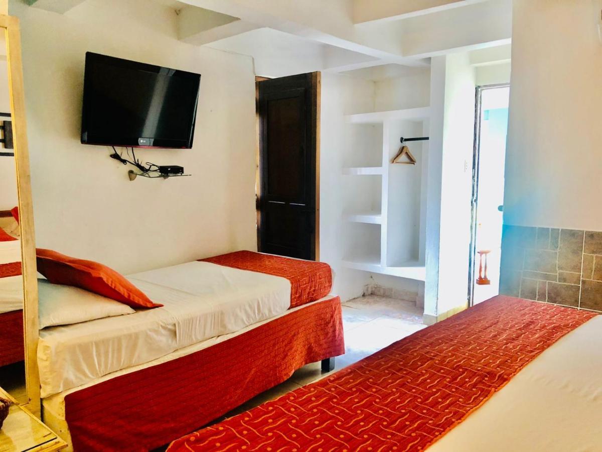 Antigua Calle Almudena Hotel Картахена Экстерьер фото